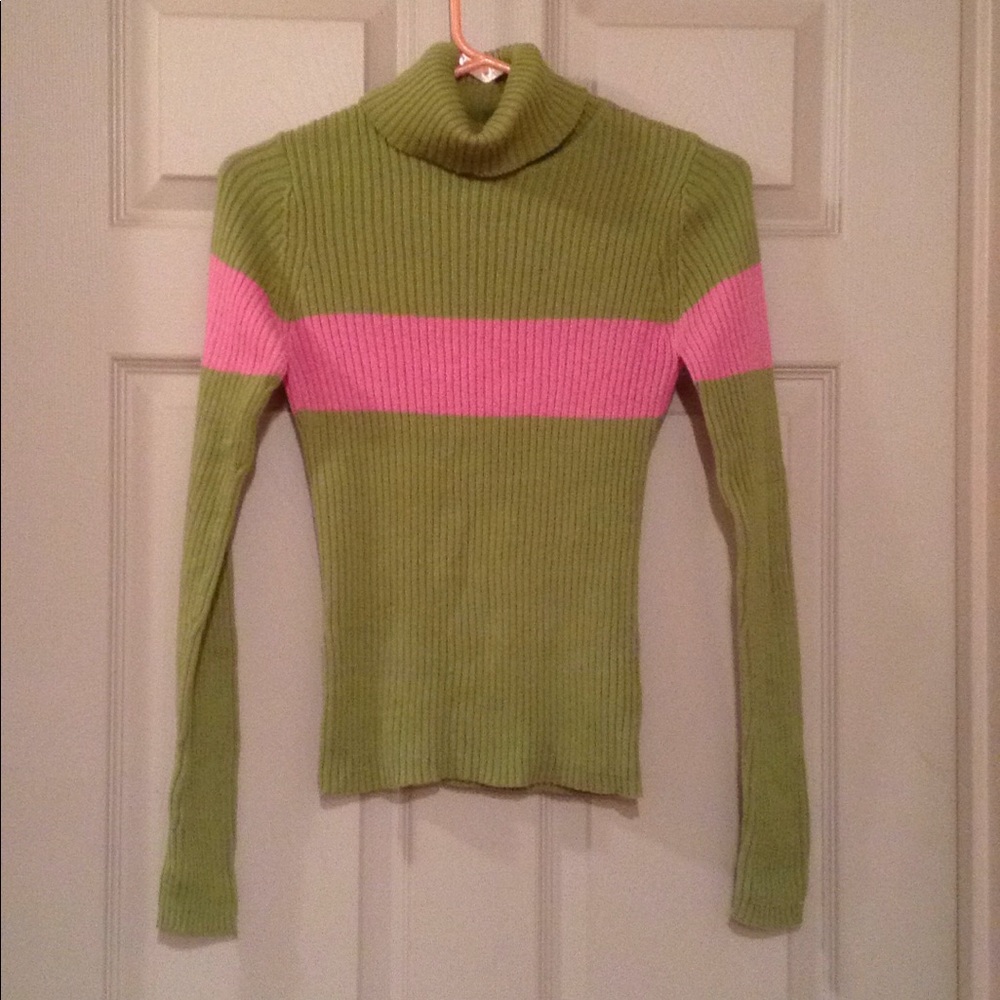Green and Pink Turtle Neck.